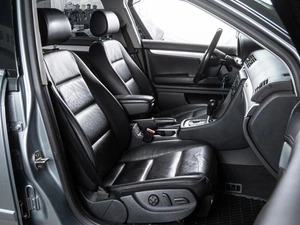 Седан Audi A4 2004 года, 1020000 рублей, Волгоград