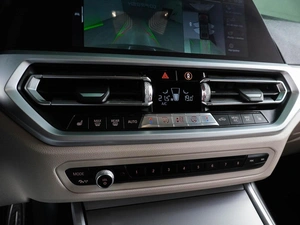 Седан BMW 3 серия 2019 года, 3348000 рублей, Воронеж