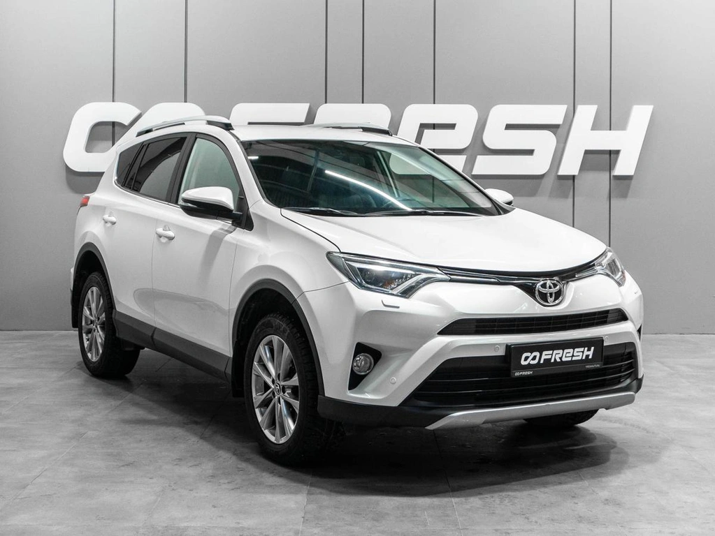Внедорожник Toyota RAV4 2017 года, 2649000 рублей, Тюмень