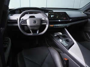 Лифтбек Changan UNI-V 2023 года, 2399000 рублей, Ростов-на-Дону