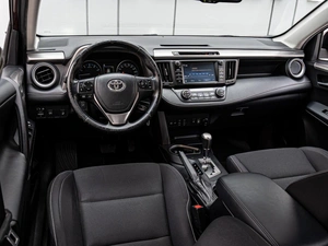 Внедорожник Toyota RAV4 2017 года, 2270000 рублей, Краснодар