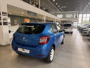 Хэтчбек Renault Sandero 2021 года, 1330000 рублей, Орёл