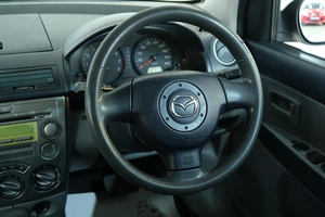 Хетчбэк Mazda Demio 2003 года, 319000 рублей, Омск