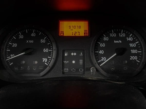 Седан Renault Logan 2006 года, 299000 рублей, Воронеж