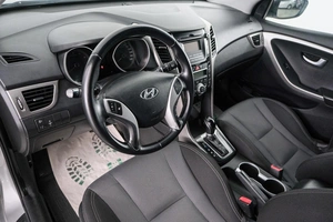 Хетчбэк Hyundai i30 2013 года, 849000 рублей, Красноярск