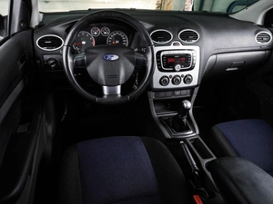 Хетчбэк Ford Focus 2007 года, 499000 рублей, Воронеж