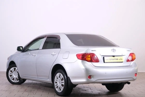 Хетчбэк Toyota Corolla 2007 года, 879000 рублей, Омск