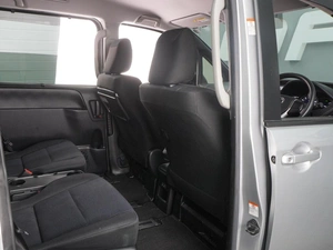 Минивэн Toyota Voxy 2020 года, 3339000 рублей, Воронеж