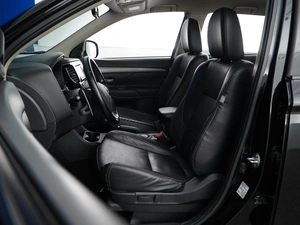 Внедорожник Mitsubishi Outlander 2014 года, 1499050 рублей, Москва