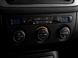 Внедорожник Volkswagen Tiguan 2009 года, 959000 рублей, Тюмень