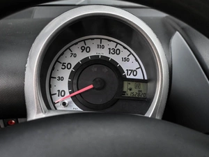 Хетчбэк Peugeot 107 2009 года, 469000 рублей, Кирилловка