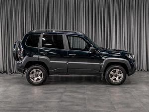 Внедорожник ВАЗ (LADA) Niva Travel 2023 года, 1019000 рублей, Тюмень