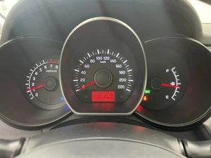 Седан Kia Rio 2017 года, 1100000 рублей, Смоленск