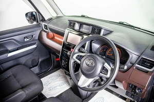 Минивэн Toyota Roomy 2019 года, 1349000 рублей, Пермь