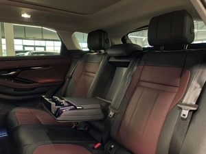 Внедорожник Land Rover Range Rover Evoque 2024 года, 6600000 рублей, Павловская Слобода