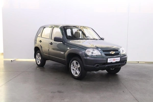 Внедорожник Chevrolet Niva 2013 года, 560000 рублей, Брянск