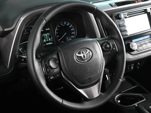 Внедорожник Toyota RAV4 2016 года, 2889000 рублей, Аксай