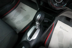 Лифтбек Honda Insight 2012 года, 899000 рублей, Челябинск