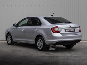 Лифтбек Skoda Rapid 2017 года, 975000 рублей, Краснодар