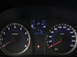 Седан Hyundai Solaris 2014 года, 830000 рублей, Омск