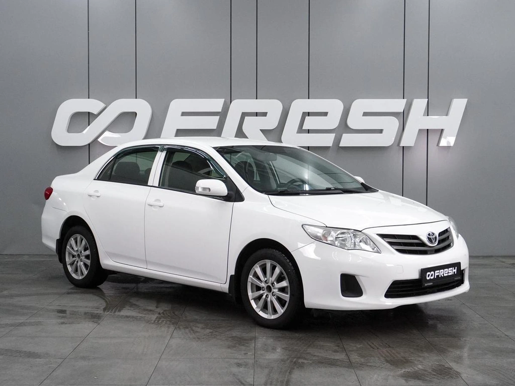 Седан Toyota Corolla 2013 года, 1272000 рублей, Воронеж