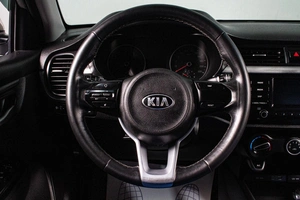 Седан Kia Rio 2019 года, 1199000 рублей, Сургут