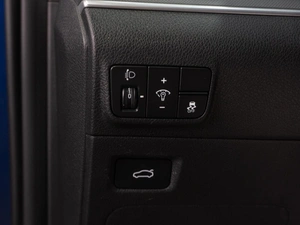 Седан Kia K5 2020 года, 2439000 рублей, Тюмень