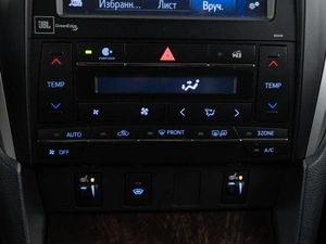Седан Toyota Camry 2018 года, 2497434 рублей, Москва