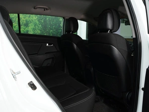 Внедорожник Kia Sportage 2015 года, 1550111 рублей, Тверь