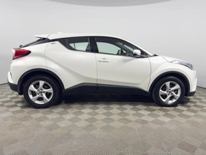 Внедорожник Toyota C-HR 2019 года, 2485900 рублей, Казань