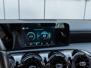 Седан Mercedes-benz A-класс 2019 года, 2098000 рублей, Краснодар
