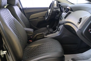 Седан Chevrolet Cruze 2012 года, 609000 рублей, Омск