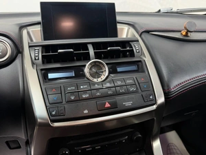 Внедорожник Lexus NX 2017 года, 2429000 рублей, Красноярск