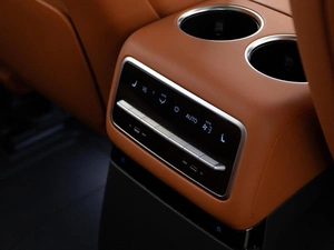 Внедорожник Li Auto L9 2023 года, 5967444 рублей, Москва