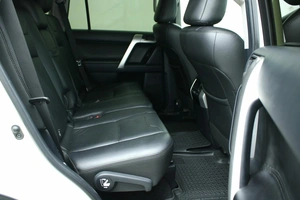 Внедорожник Toyota Land Cruiser Prado 2019 года, 4190000 рублей, Красноярск