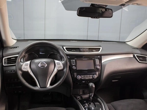 Внедорожник Nissan X-Trail 2017 года, 1930000 рублей, Омск