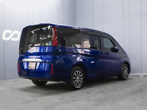 Минивэн Honda Stepwgn 2016 года, 1980000 рублей, Омск