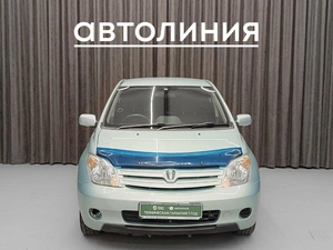 Хетчбэк Toyota Ist 2003 года, 550000 рублей, Красноярск