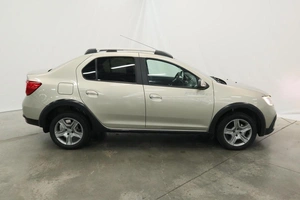 Седан Renault Logan 2019 года, 1145000 рублей, Курск