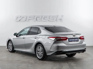 Седан Toyota Camry 2021 года, 3099055 рублей, Москва