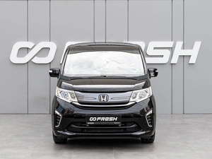 Минивэн Honda Stepwgn 2019 года, 2340000 рублей, Краснодар