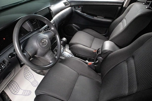 Хетчбэк Toyota Corolla 2005 года, 589000 рублей, Сургут