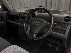 Минивэн Toyota bB 2004 года, 777000 рублей, Красноярск