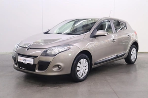 Хэтчбек Renault Megane 2011 года, 790000 рублей, Брянск