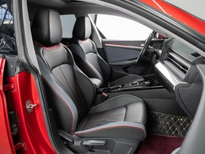 Лифтбек Volkswagen Lamando L 2022 года, 2430000 рублей, Тюмень