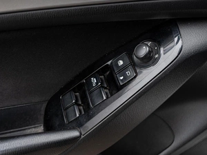 Седан Mazda 3 2018 года, 1590000 рублей, Краснодар