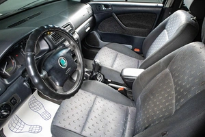 Универсал Skoda Octavia 2006 года, 549000 рублей, Сургут
