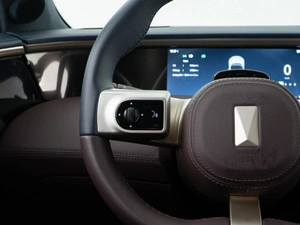 Внедорожник Avatr 11 2023 года, 5099055 рублей, Москва