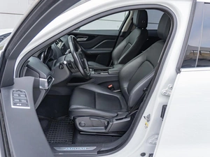 Внедорожник Jaguar F-Pace 2020 года, 4100000 рублей, Санкт-Петербург