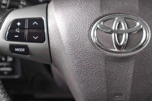 Седан Toyota Corolla 2011 года, 1269000 рублей, Тюмень